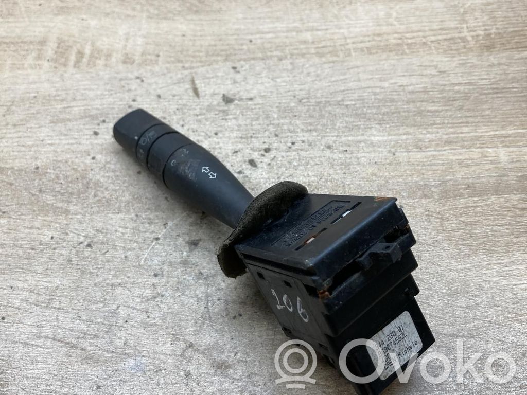 Peugeot 206 Lenkstockschalter Kombischalter Blinkerhebel / Lichthebel