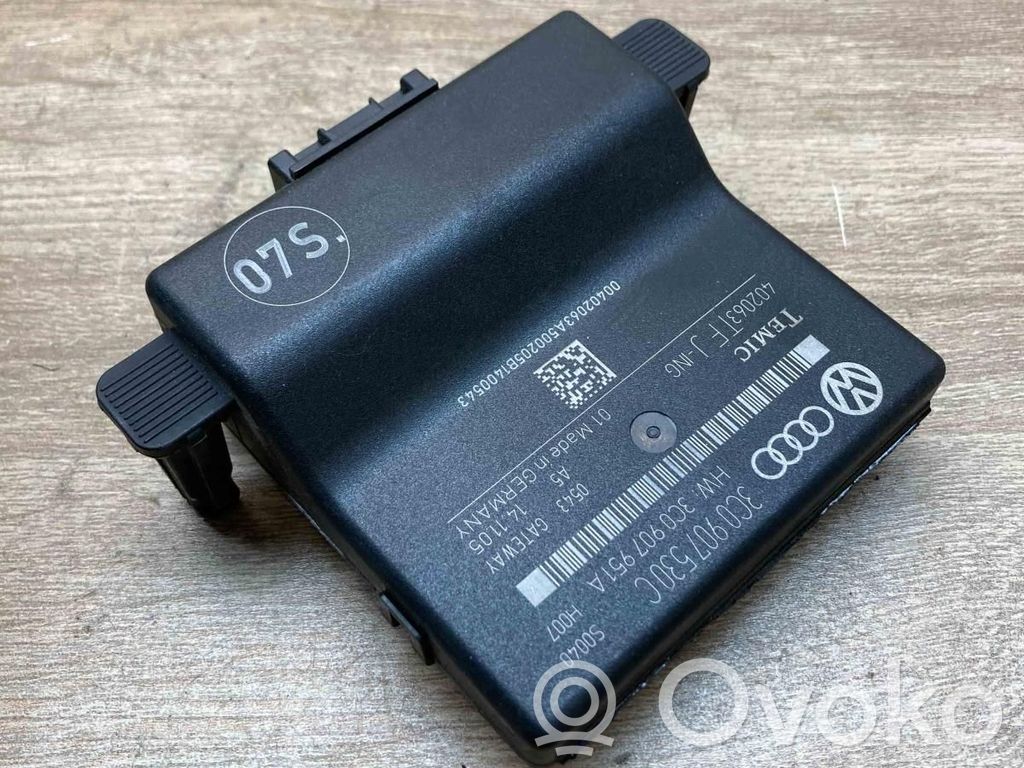 Volkswagen PASSAT B6 Moduł sterowania Gateway 