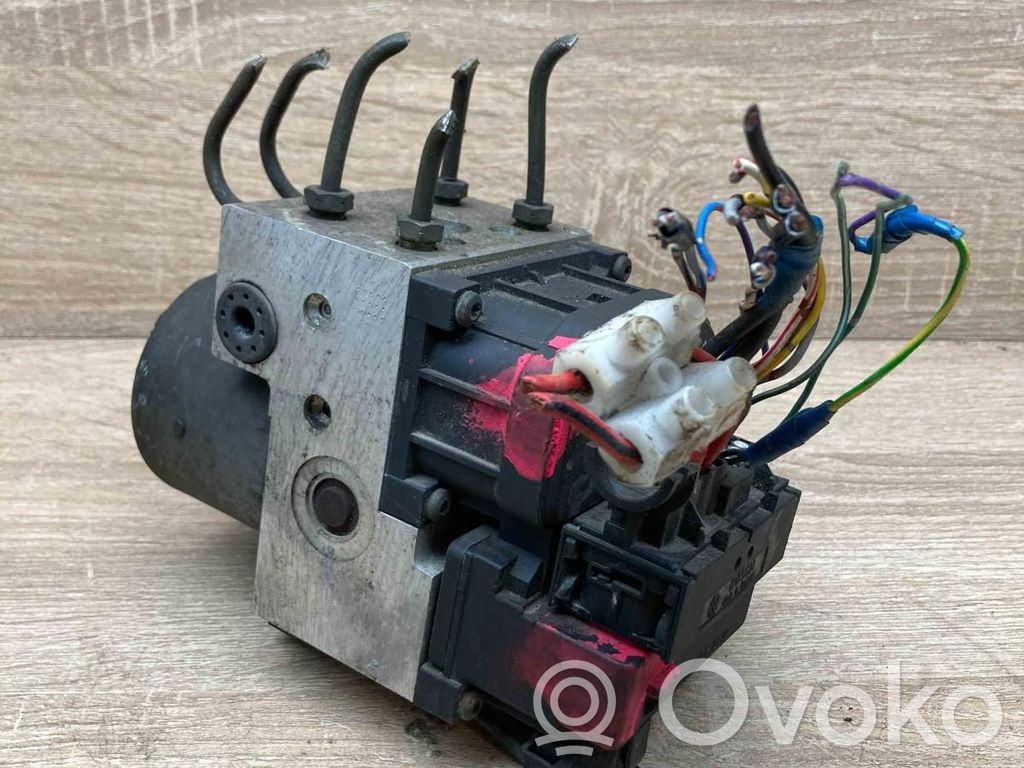 Mitsubishi Carisma Pompe ABS 