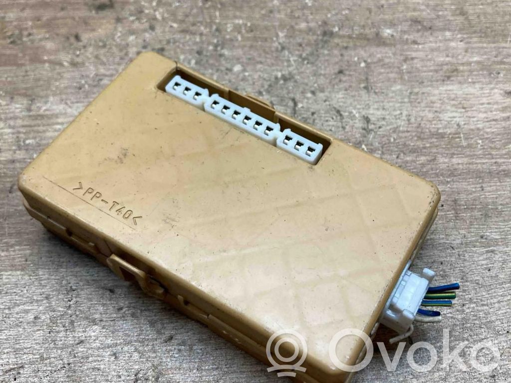 Toyota Corolla Verso E121 Modulo di controllo del corpo centrale 