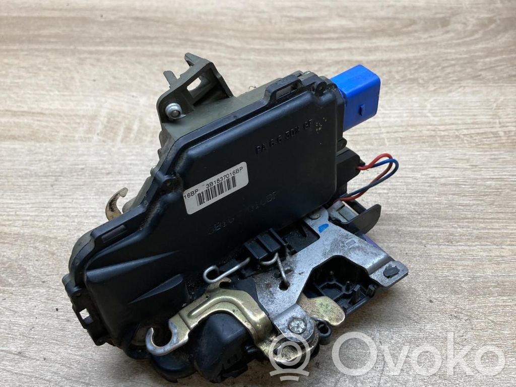 Volkswagen Polo IV 9N3 Încuietoare ușă față