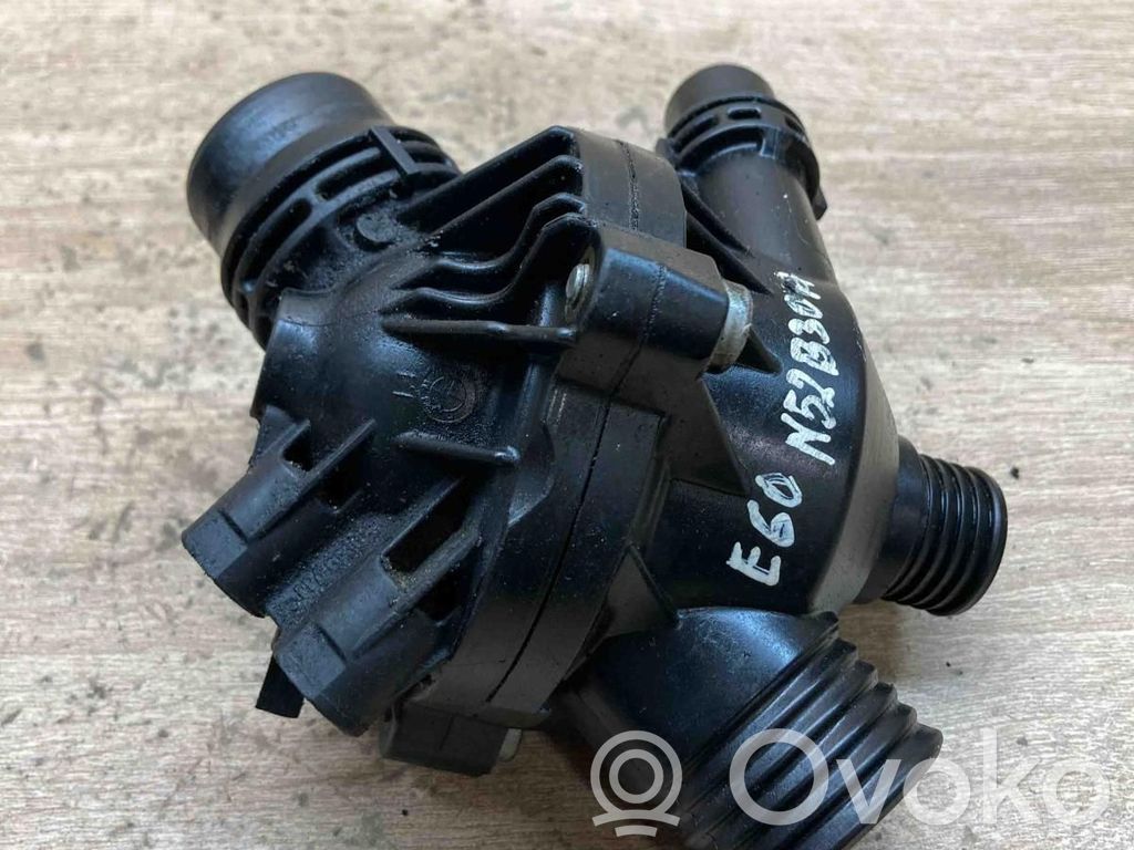 BMW 5 E60 E61 Termostato/alloggiamento del termostato 