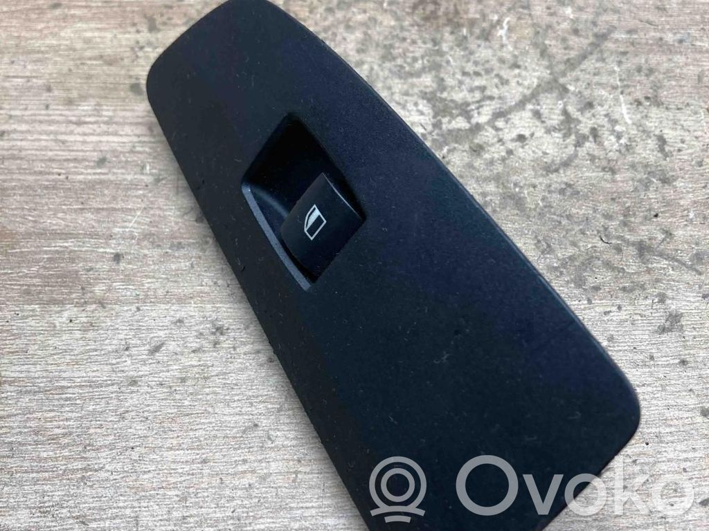 BMW 1 E81 E87 Electric window control switch 