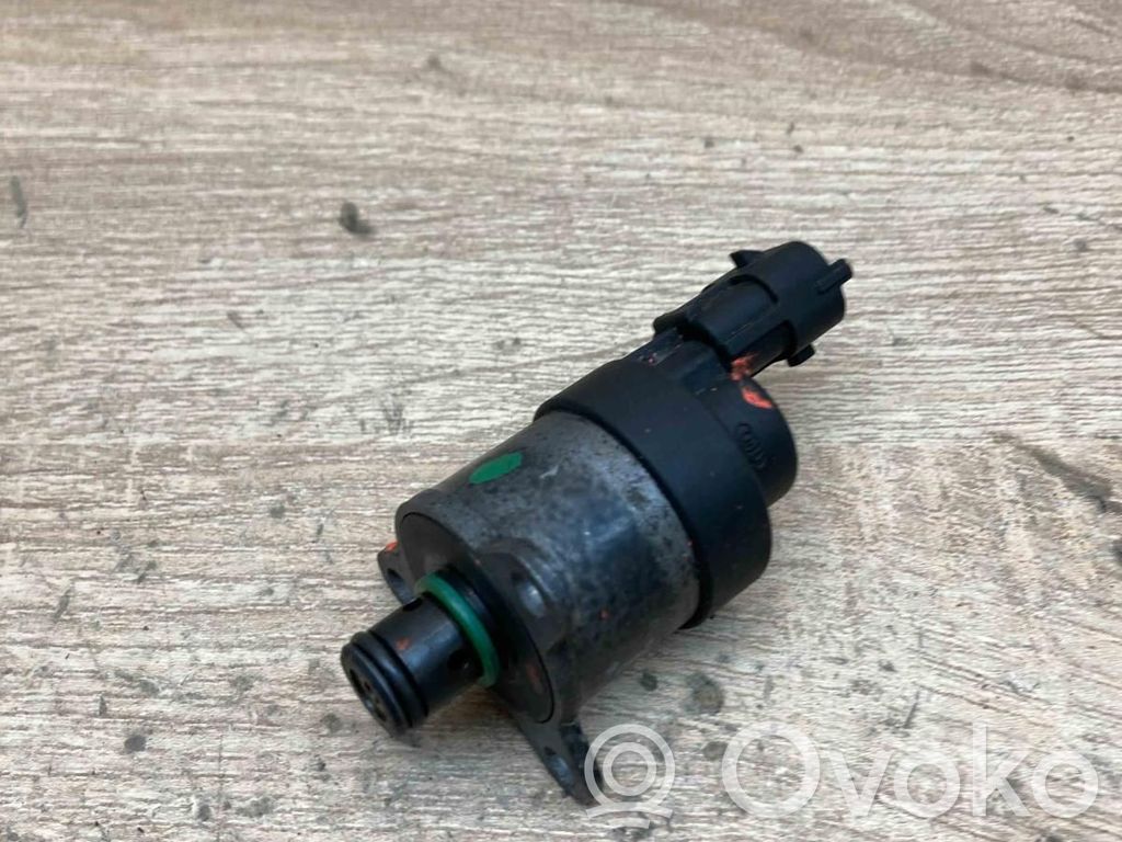 Peugeot 307 Degvielas spiediena regulators 