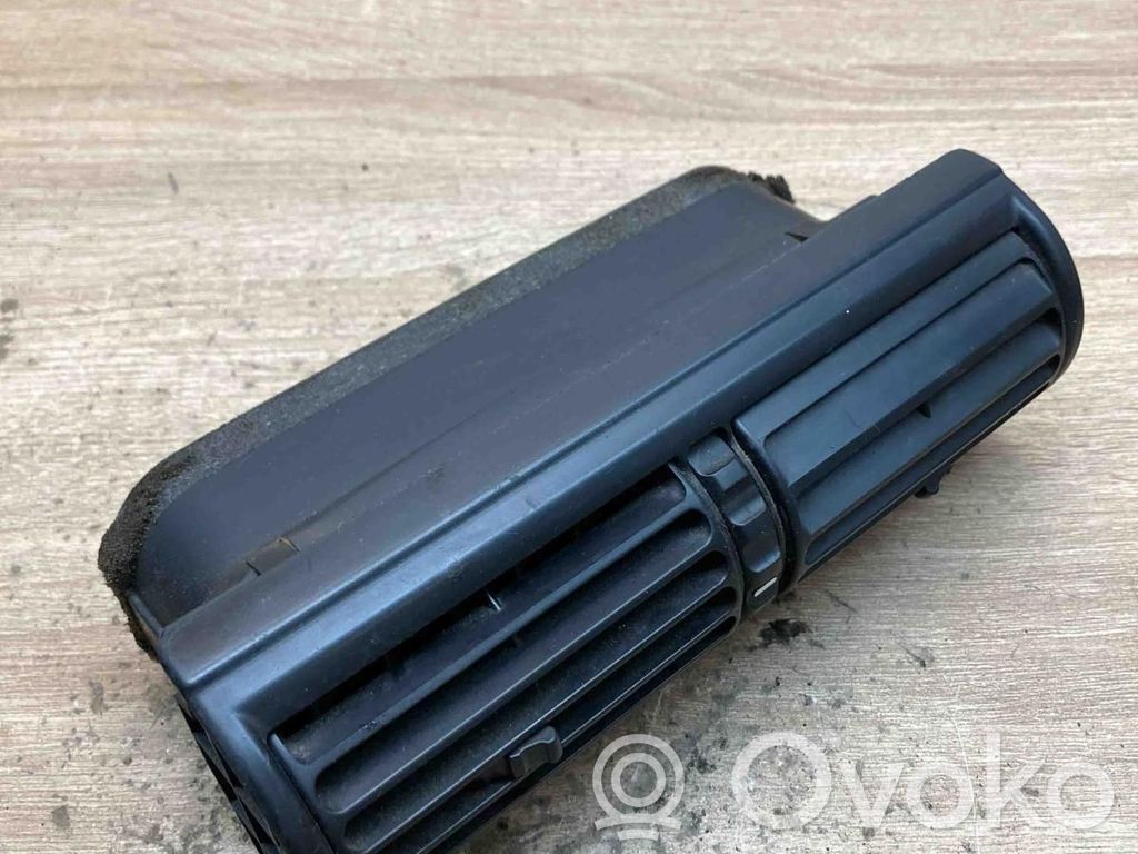 BMW 3 E36 Dysze / Kratki środkowego nawiewu deski rozdzielczej 