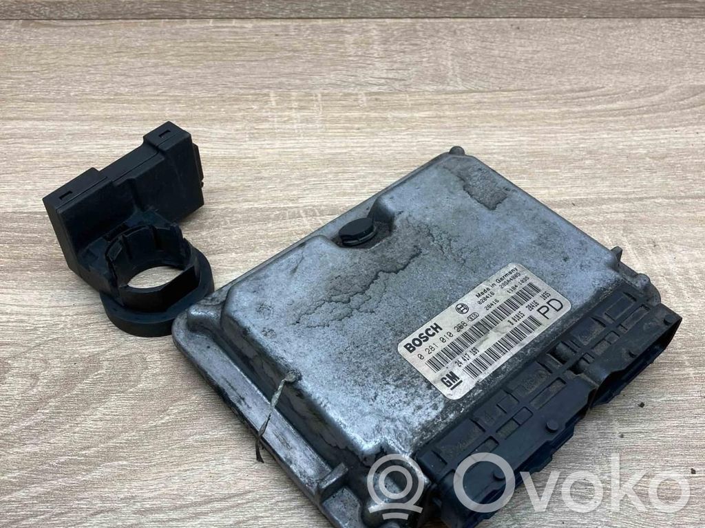 Opel Zafira A Unidad de control/módulo ECU del motor 