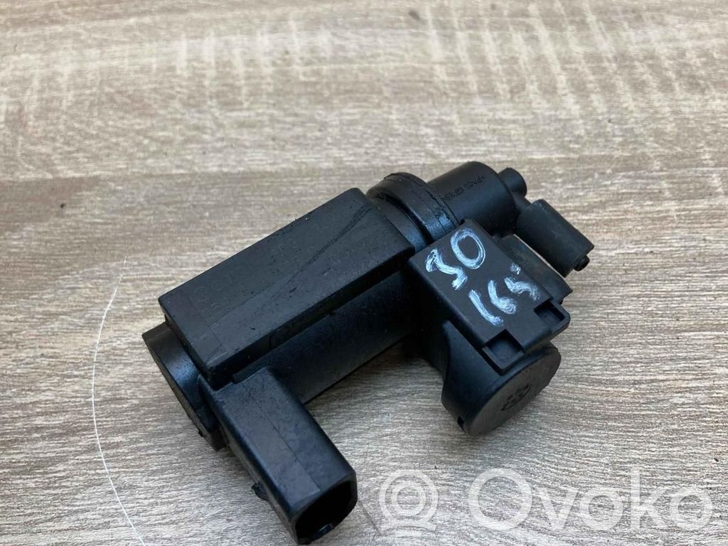 Audi A4 S4 B7 8E 8H Solenoid supapă turbosuflantă 