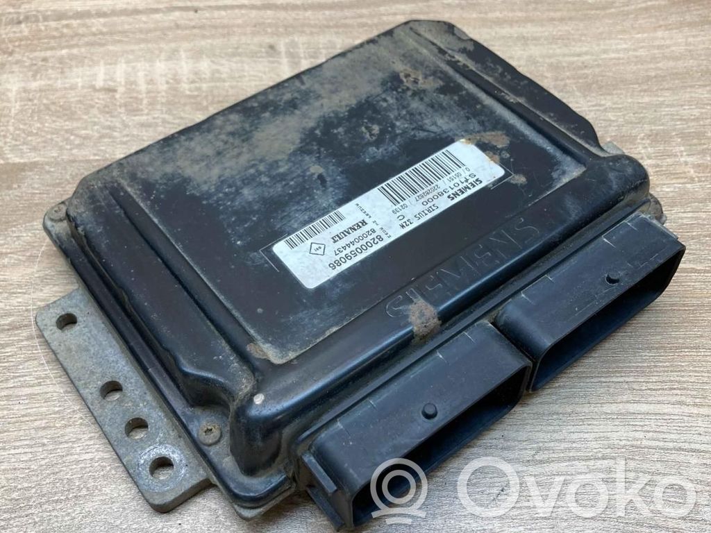 Renault Scenic I Motorsteuergerät ECU 