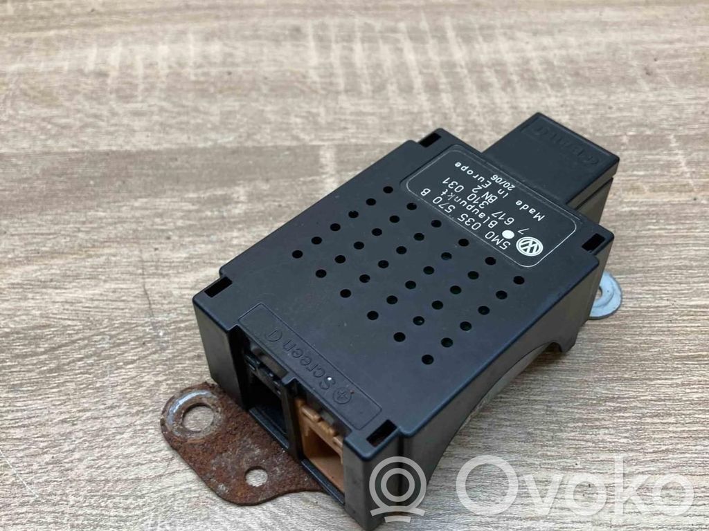 Volkswagen Golf V Amplificator antenă aeriană 