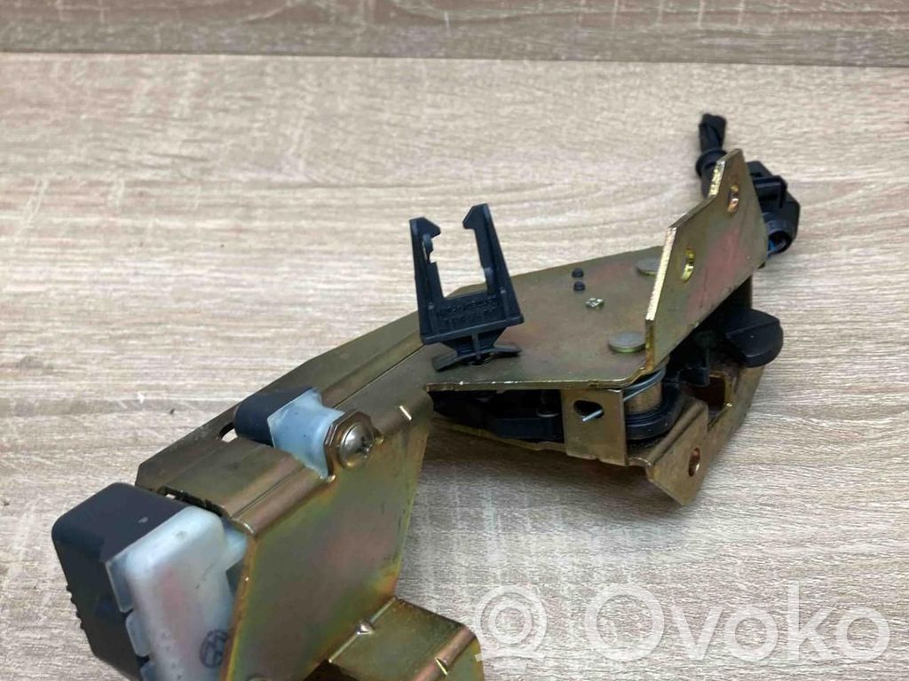 Volkswagen Touareg I Blocco/chiusura/serratura del finestrino del portellone posteriore