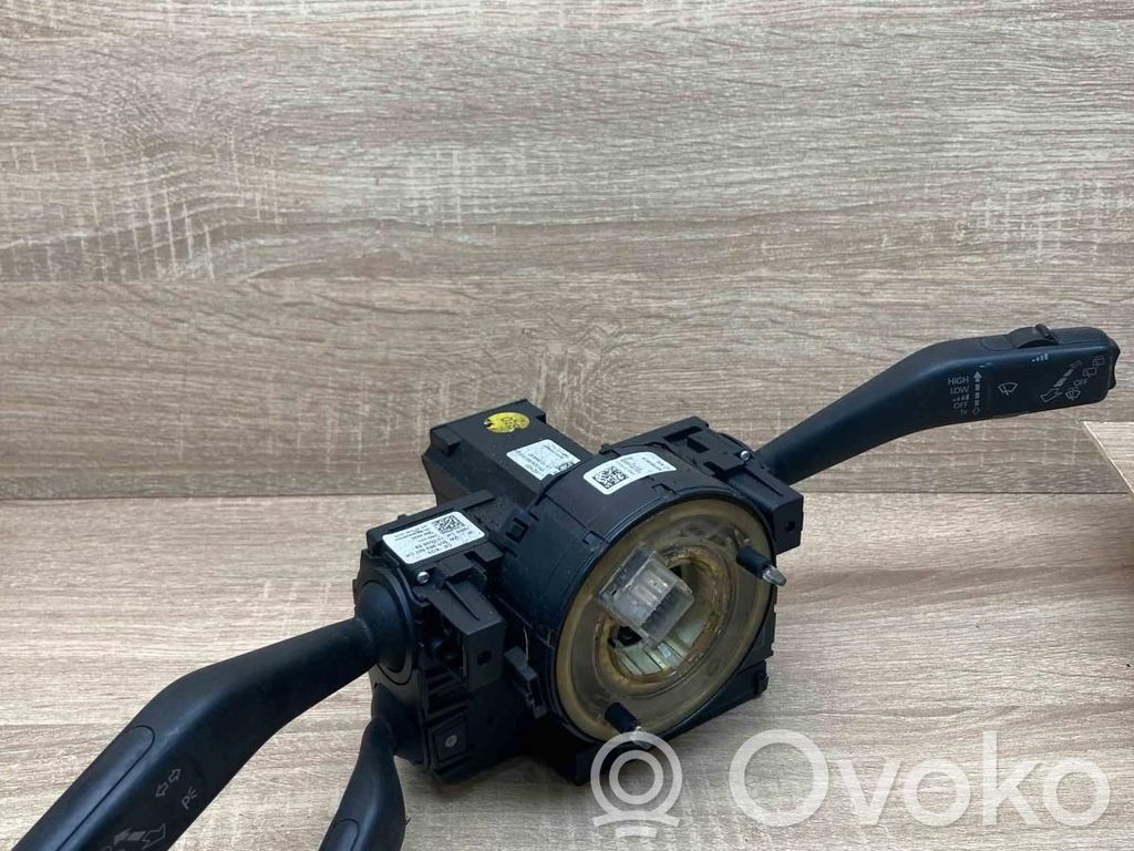 Volkswagen PASSAT B6 Leva/interruttore dell’indicatore di direzione e tergicristallo 