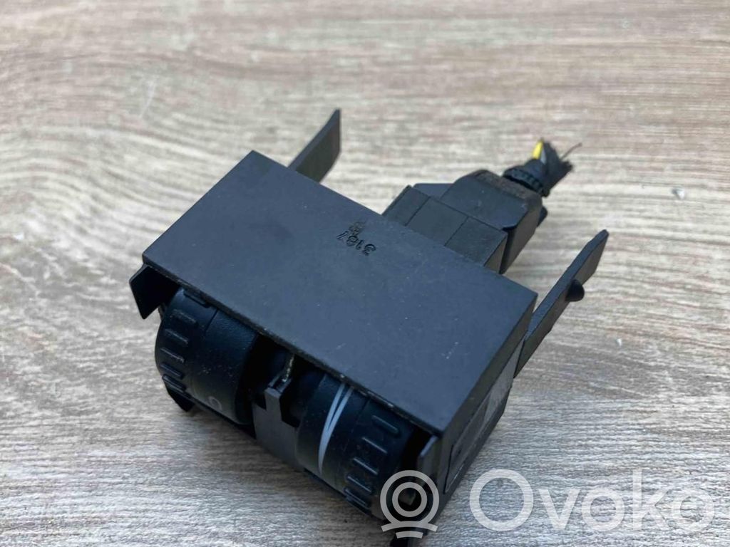 Volkswagen Touran I Comutator control nivel faruri 