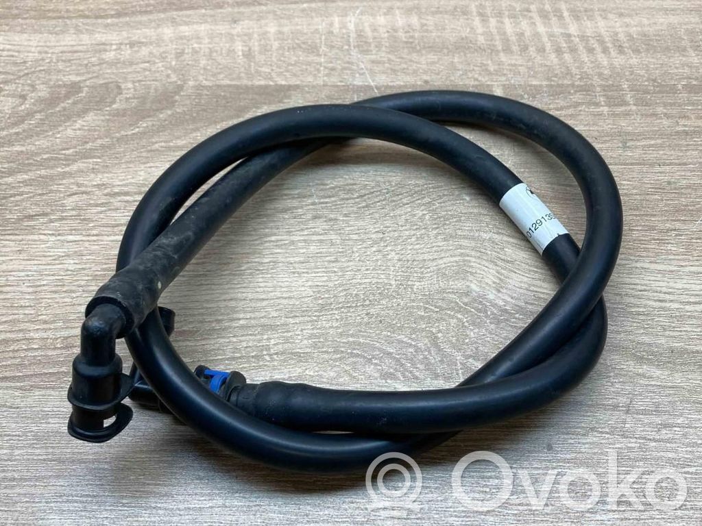 Headlight washer hose/pipe   1012913