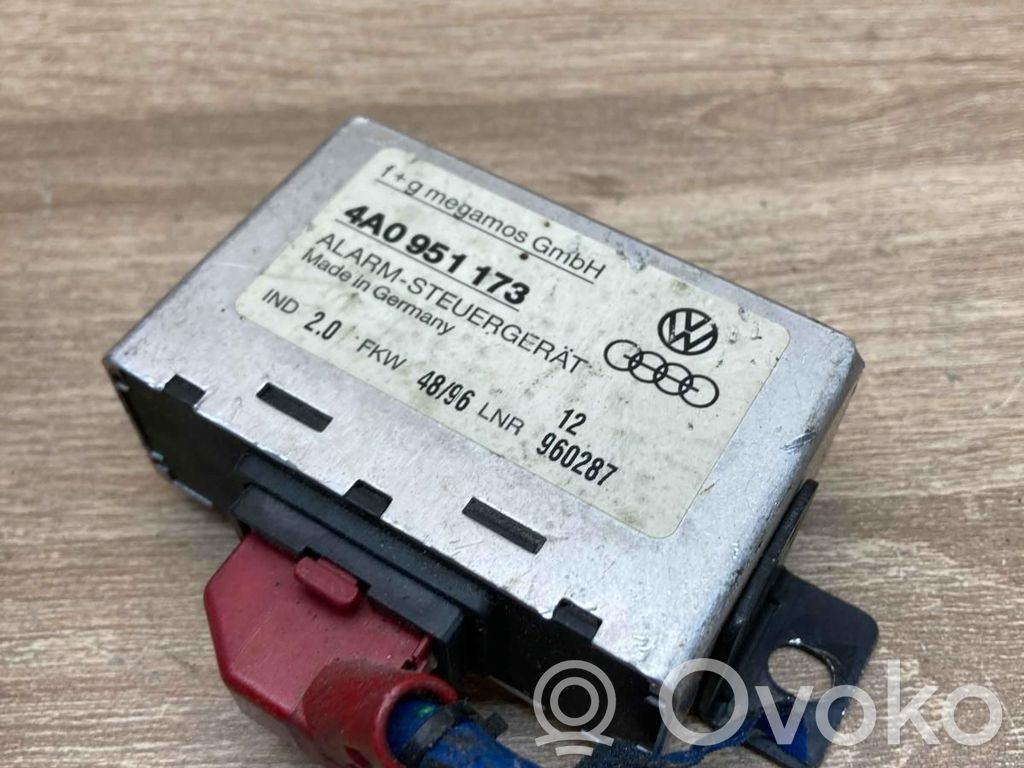 Unidad de control/módulo de alarma   4A0951173,960287