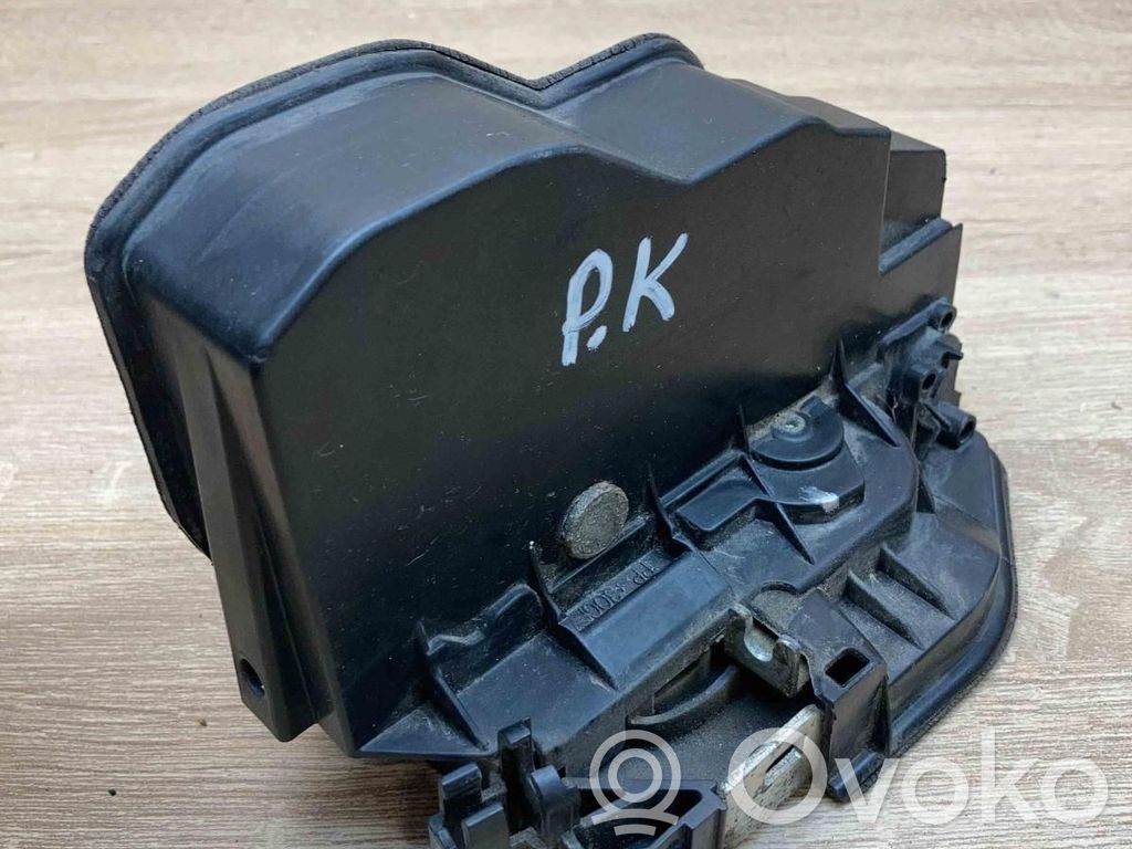 Priekšpusē slēdzene   7154619,FRONTLEFT