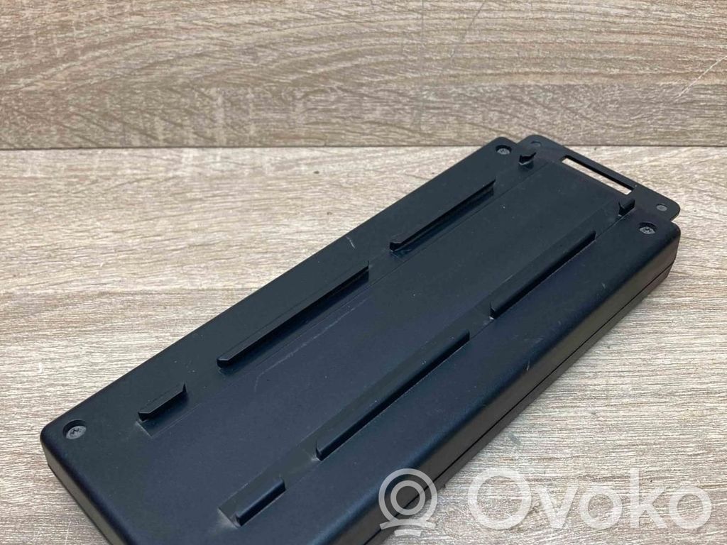Unité de commande, module téléphone   6916565
