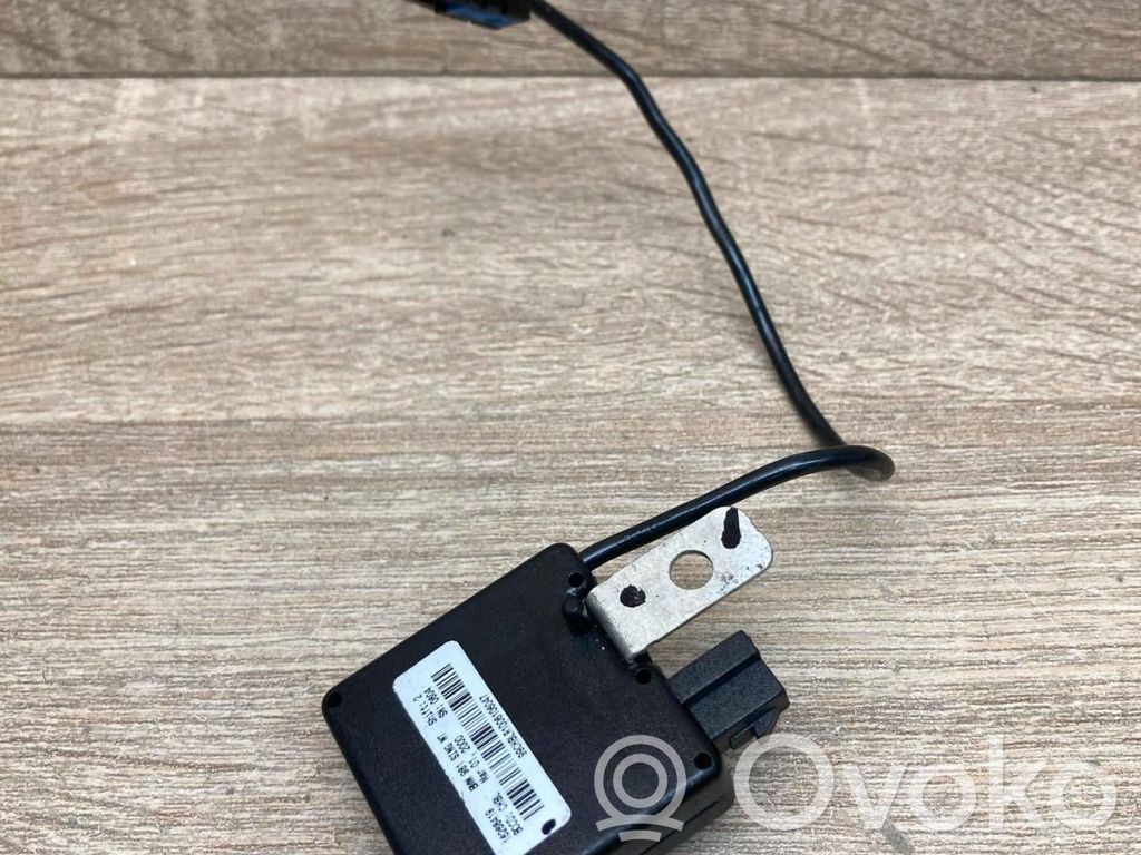 Antenos stiprintuvas   8380945,USED