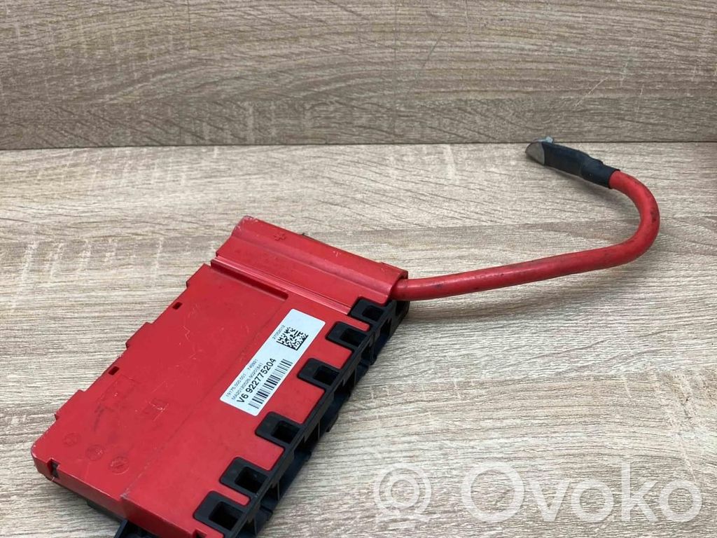 BMW 3 F30 F35 F31 Akun ohjainlaite 