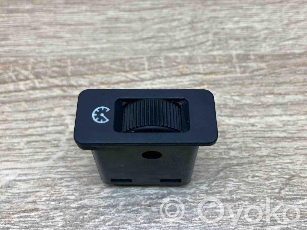 Panel lighting control switch   8360461,259160C