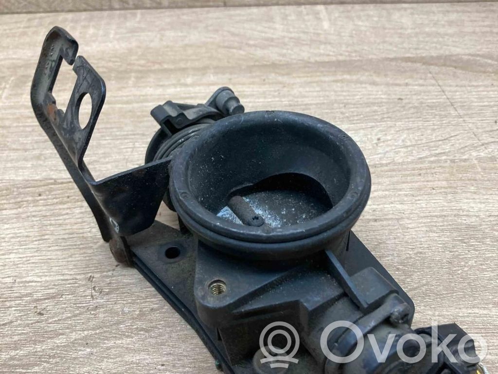 Ford Mondeo Mk III Droselinė sklendė 
