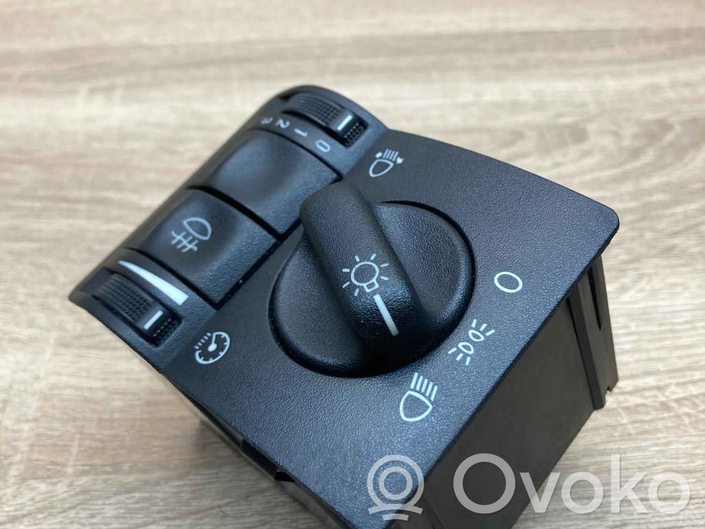 Opel Astra G Interruptor de luz 