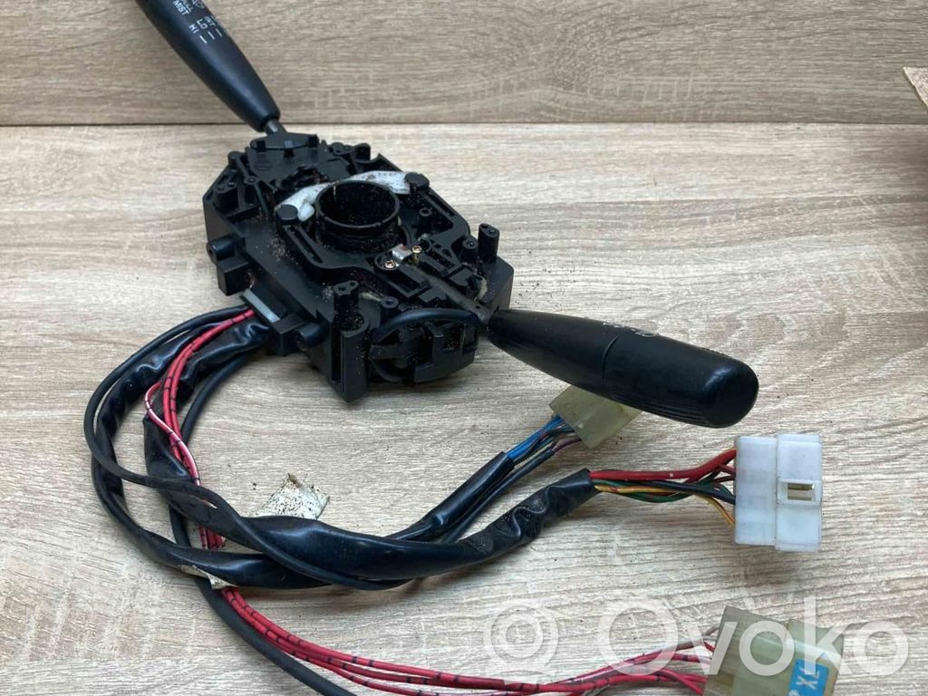 Subaru Legacy Commodo, commande essuie-glace/phare 