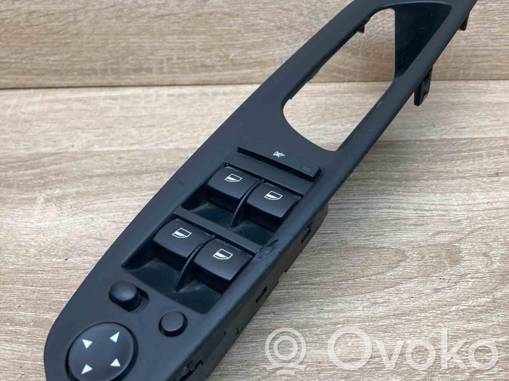 Electric window control switch   9122121,7137137