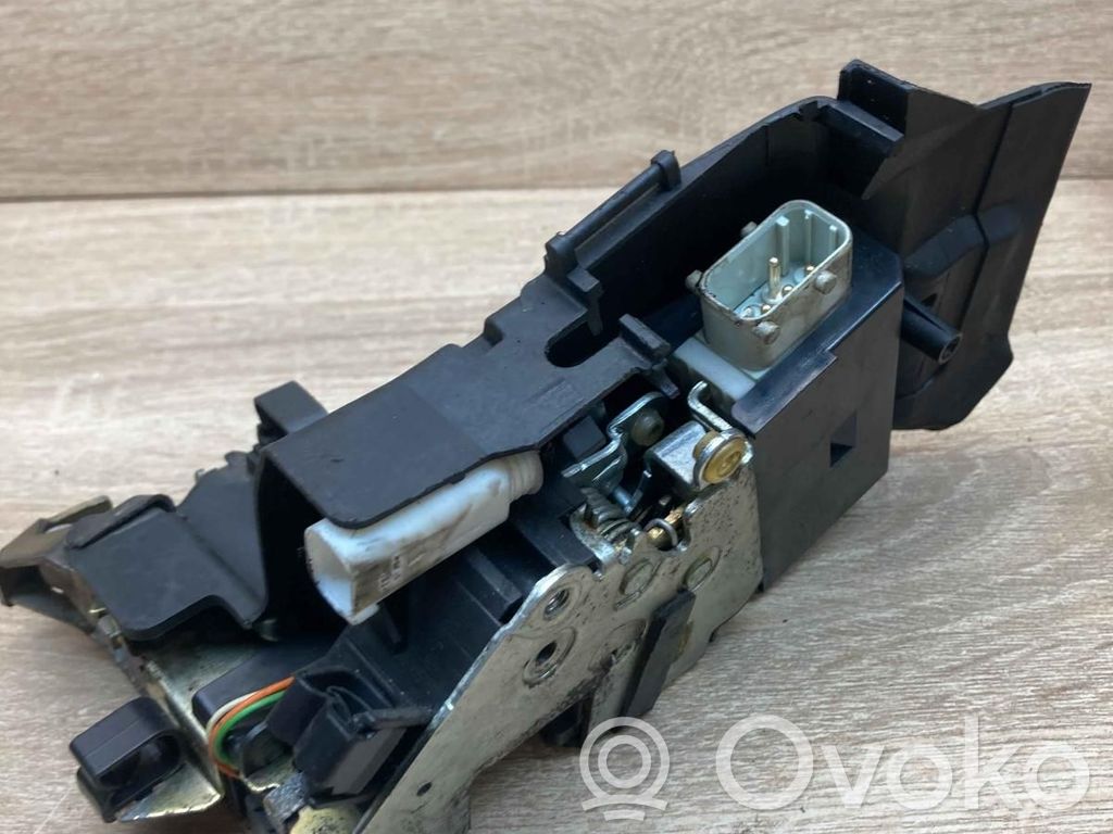 BMW 7 E38 Rear door lock 
