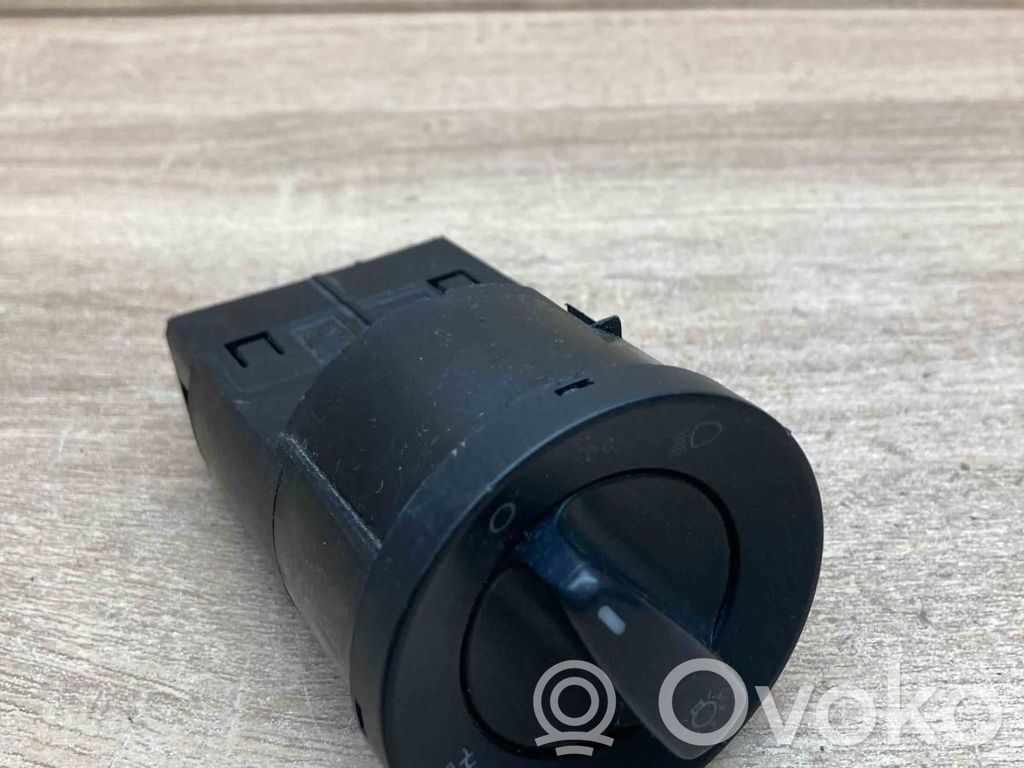 Lichtschalter   3B0941531B