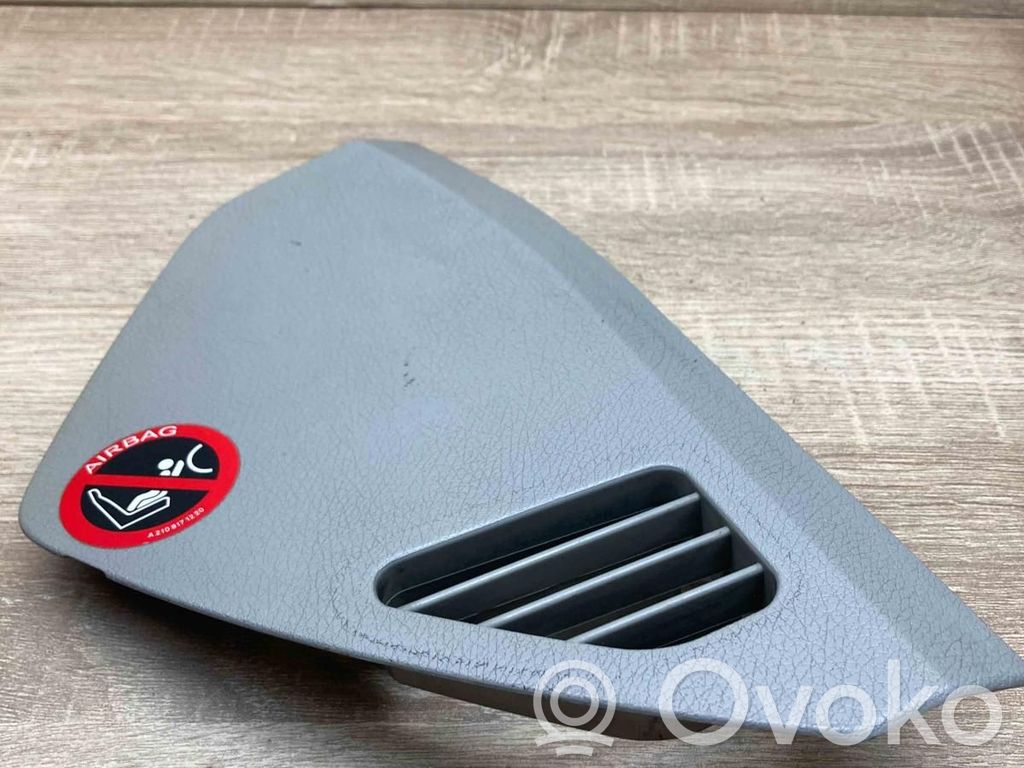 Mercedes-Benz E W211 Capac lateral panou bord 