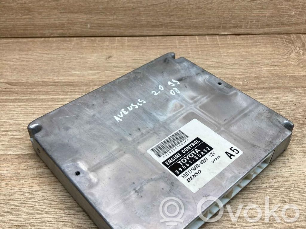 Toyota Avensis T250 Unité de commande, module ECU de moteur