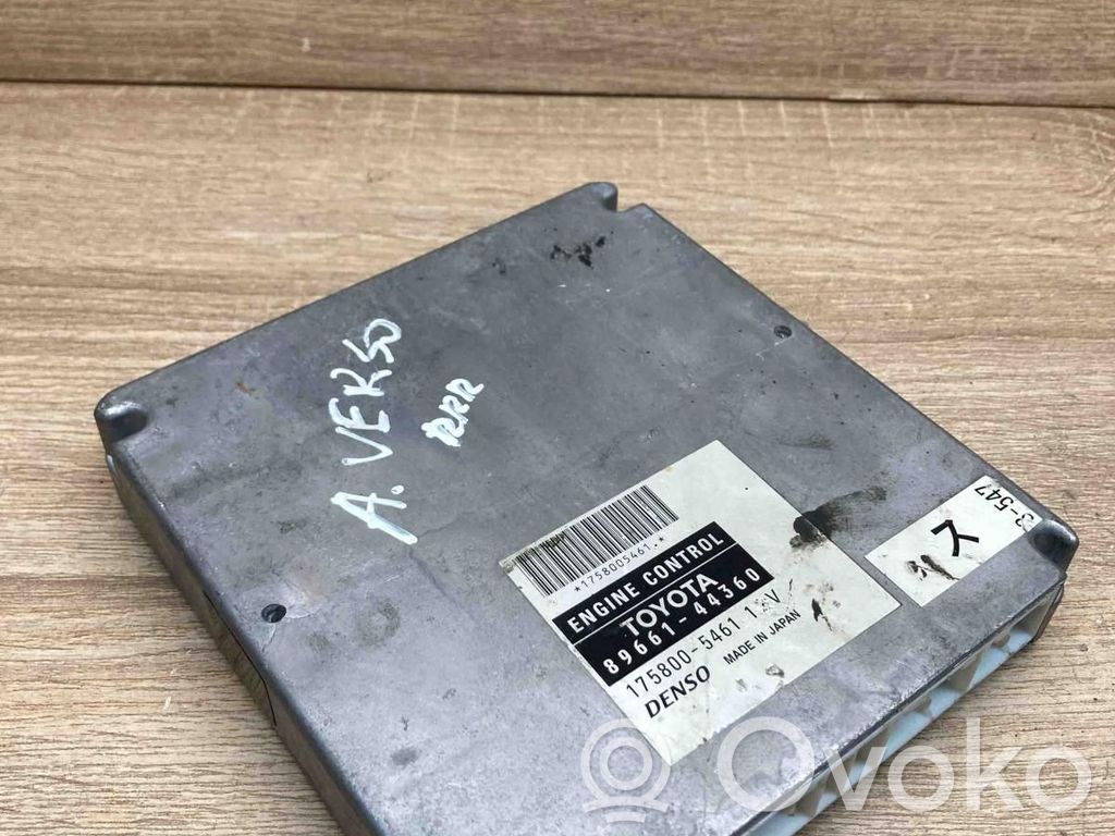 Toyota Avensis Verso Unitate control motor/modul ECU 