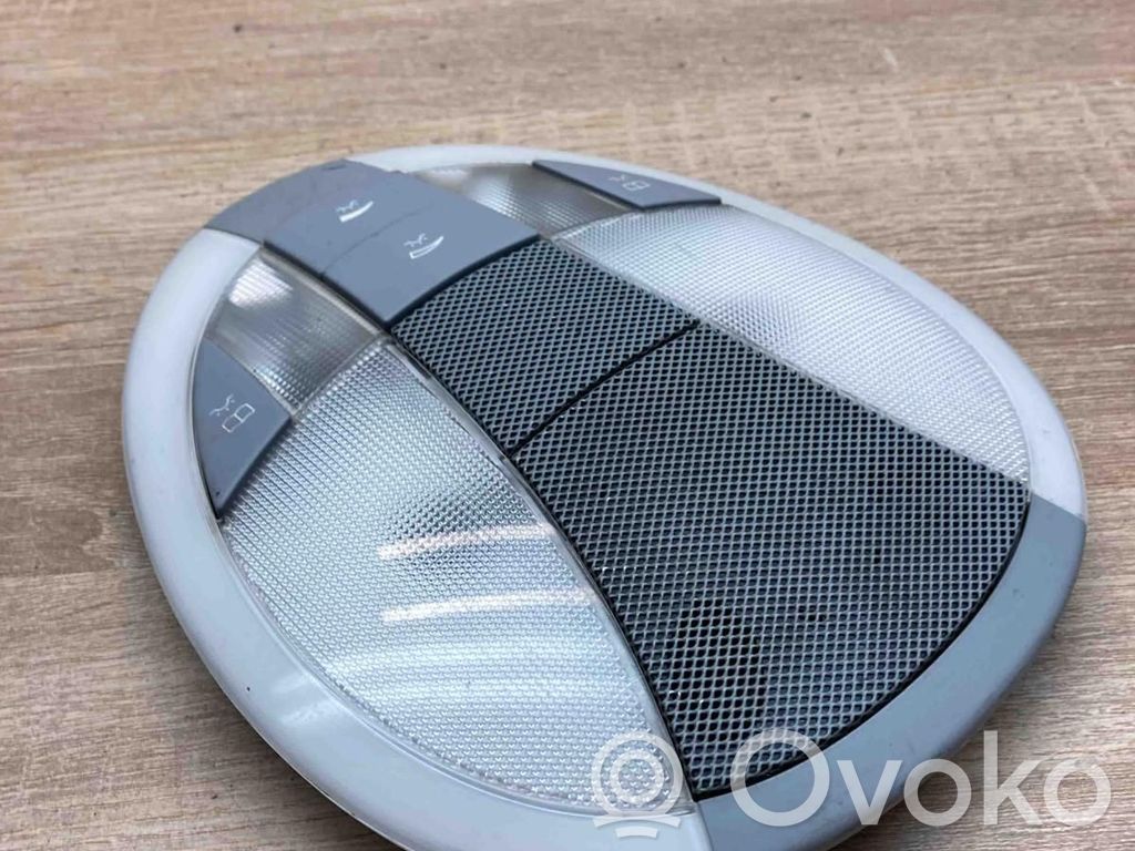 Mercedes-Benz E W211 Éclairage lumière plafonnier avant