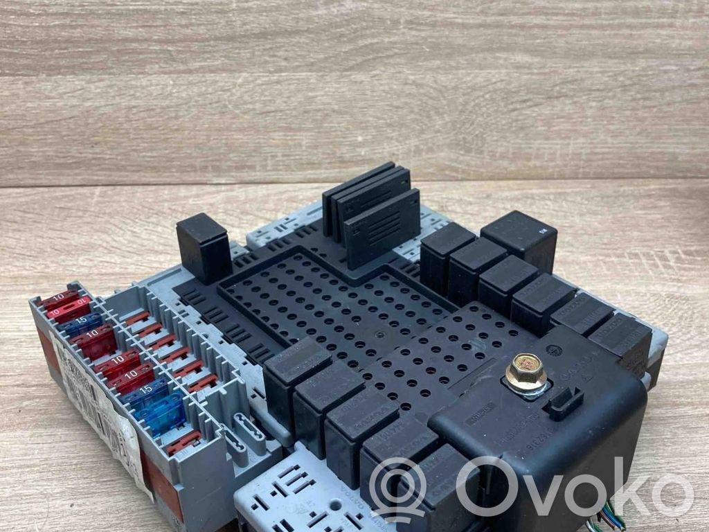 Volvo V70 Modul siguranțe 