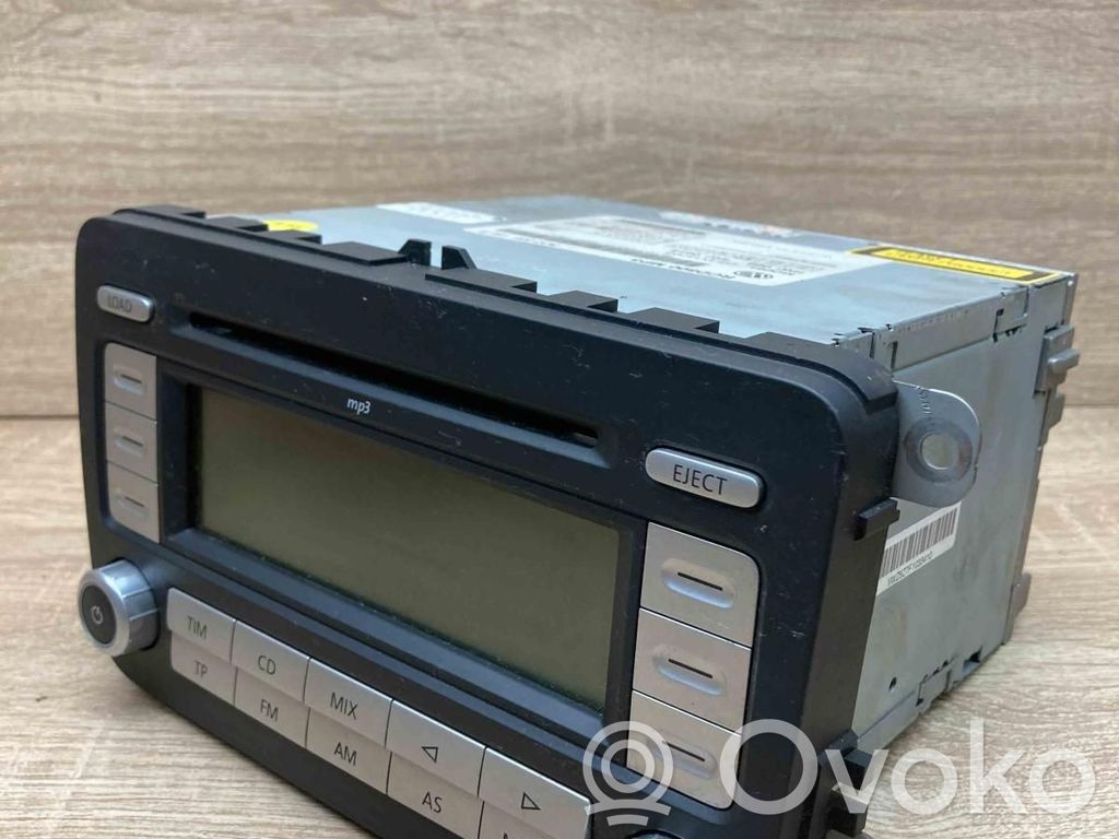 Volkswagen PASSAT B6 Unità principale autoradio/CD/DVD/GPS 