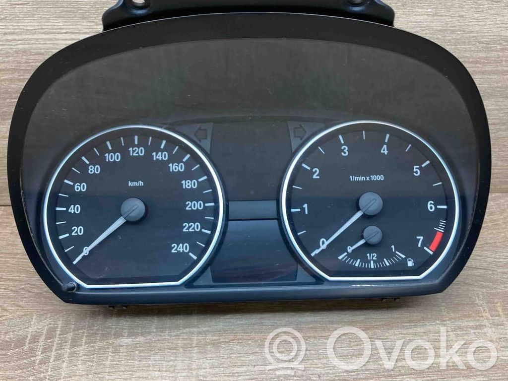 BMW 1 E81 E87 Licznik / Prędkościomierz 