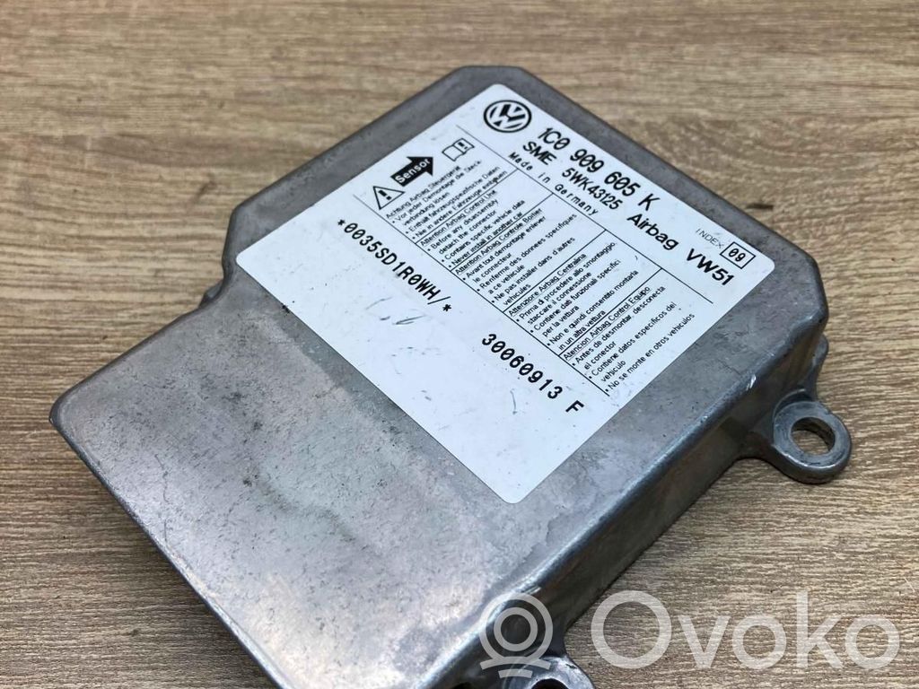Volkswagen Polo Unitate/modul de comandă airbaguri 