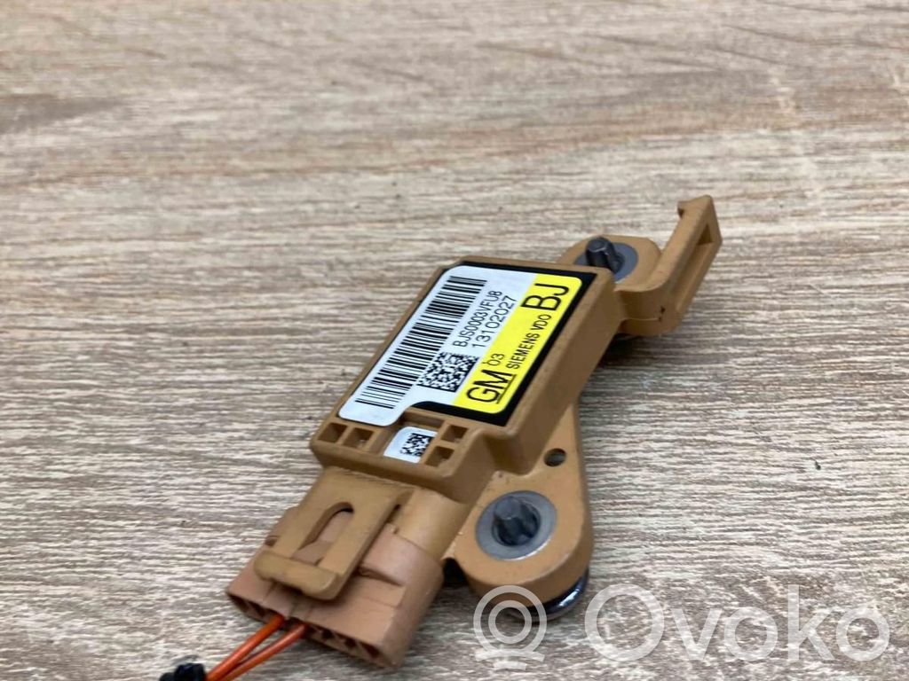 Opel Vectra C Senzor impact/declanșare airbag 