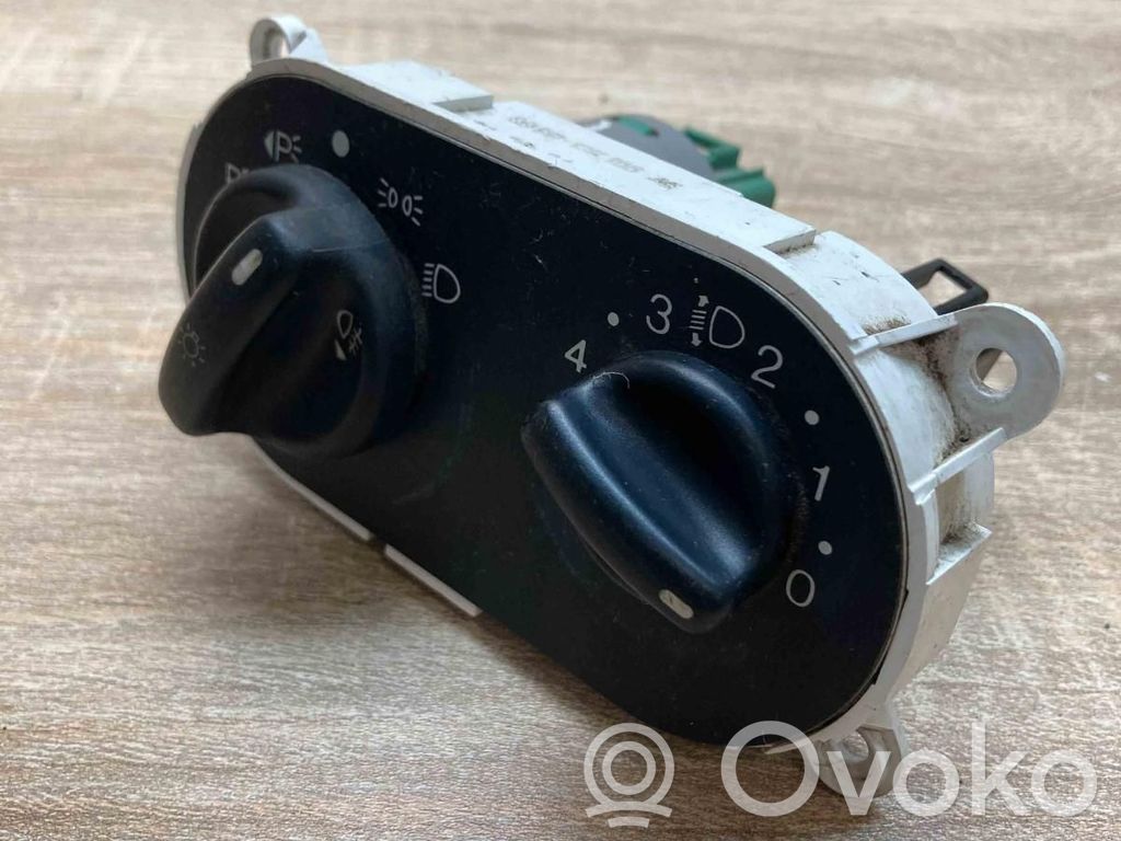 Light switch   93BB13K196AE