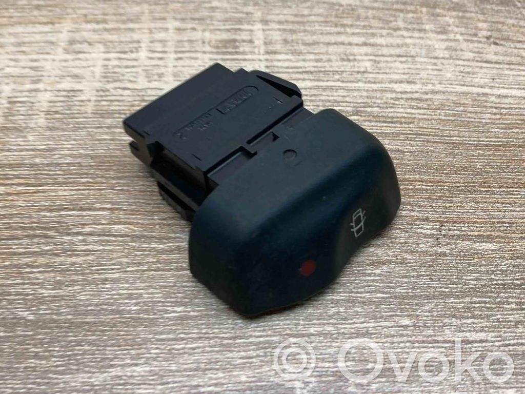 Central locking switch button   841242B