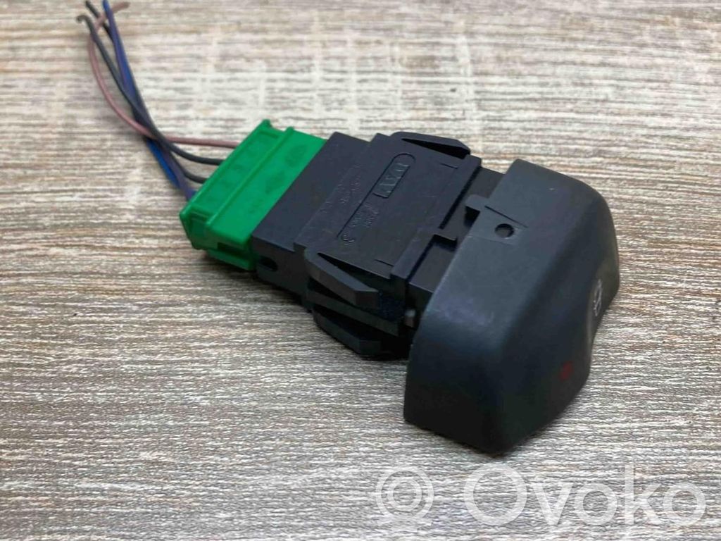 Central locking switch button   432969B,WITHPLUG