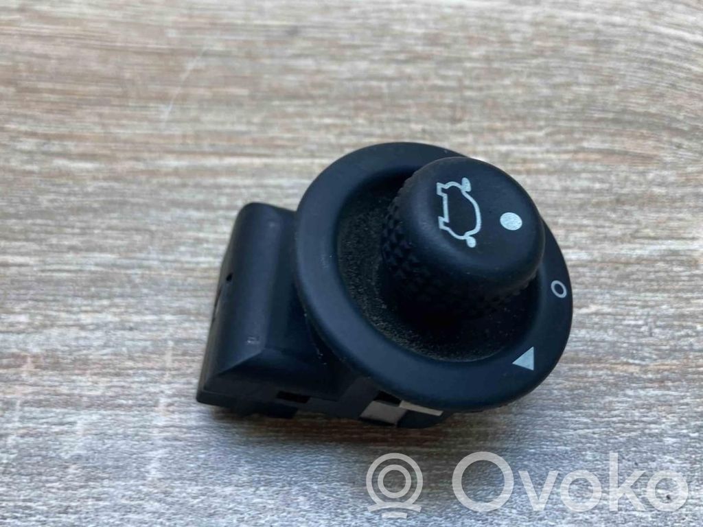 Comutator oglinzi laterale   93BG17B676BB,D3L0A