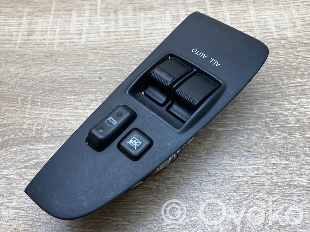 Toyota Avensis T250 Interruttore di controllo dell’alzacristalli elettrico