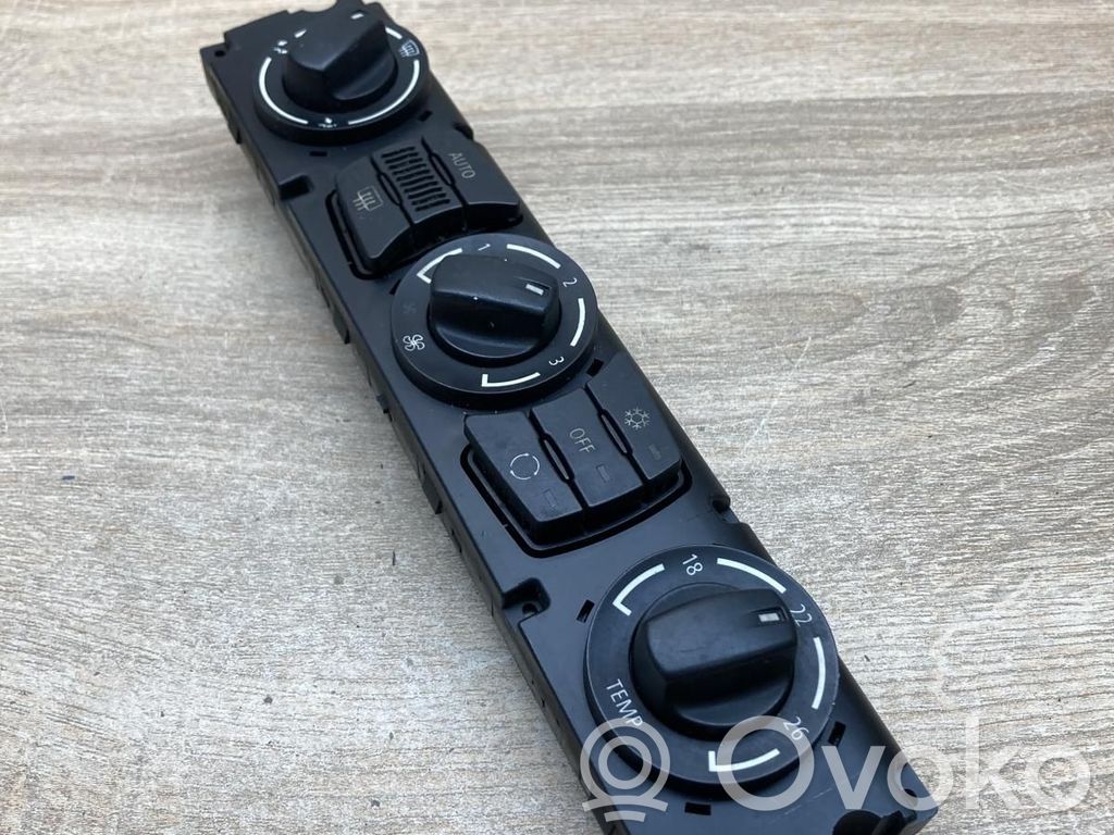 BMW 5 E60 E61 Ilmastoinnin ohjainlaite 