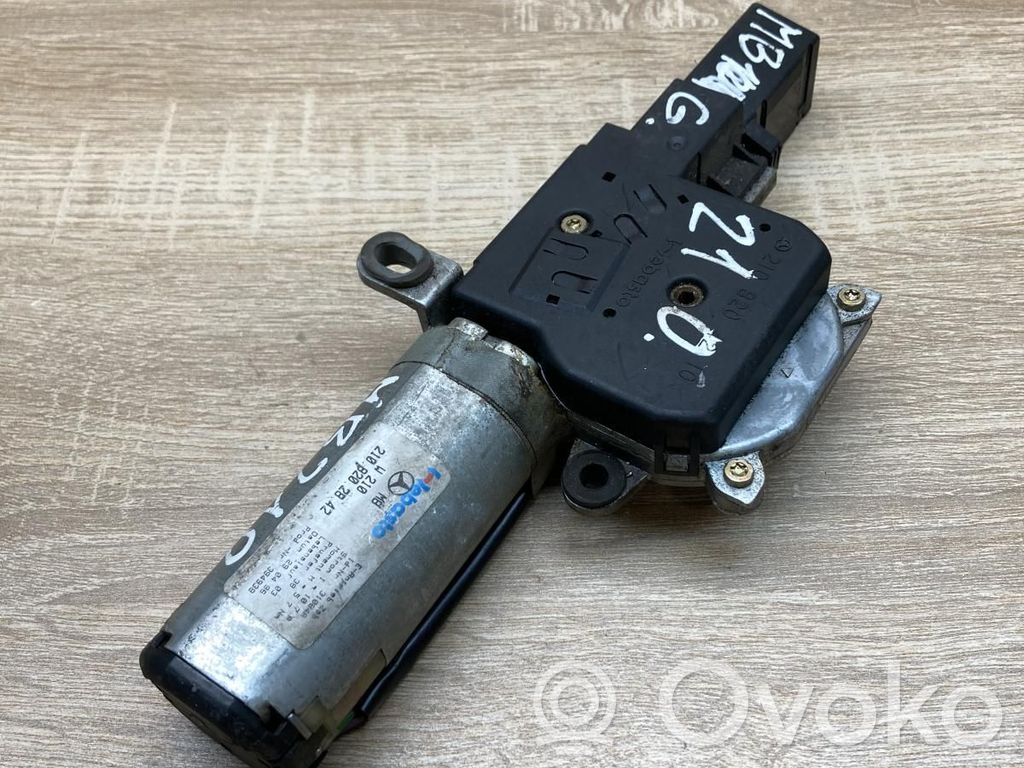 Mercedes-Benz E W210 Motor/activador 