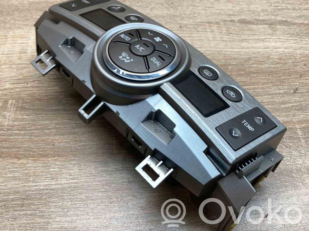 Toyota Verso Panel klimatyzacji 