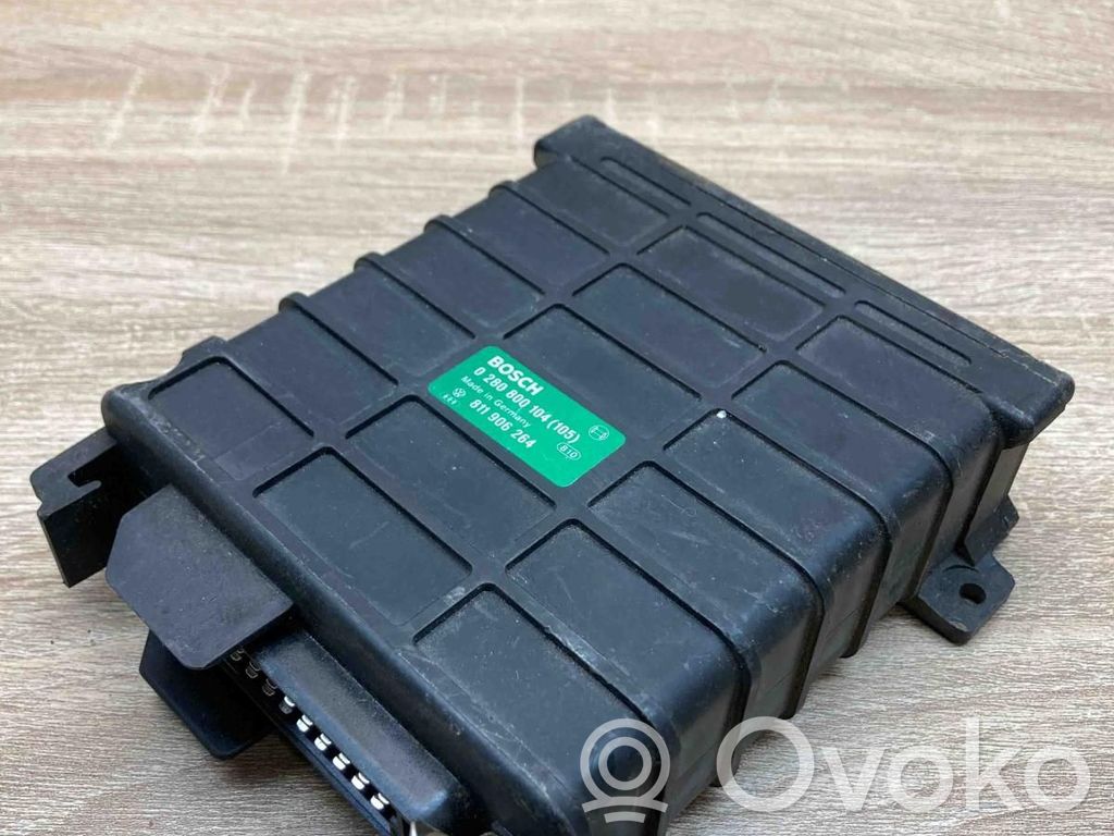 Komputer / Sterownik ECU silnika   881906264,0280800104