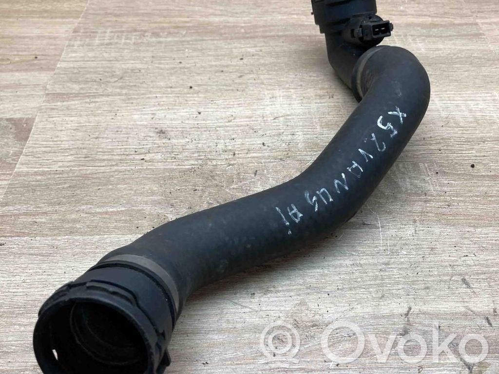 BMW X5 E70 Engine coolant pipe/hose 