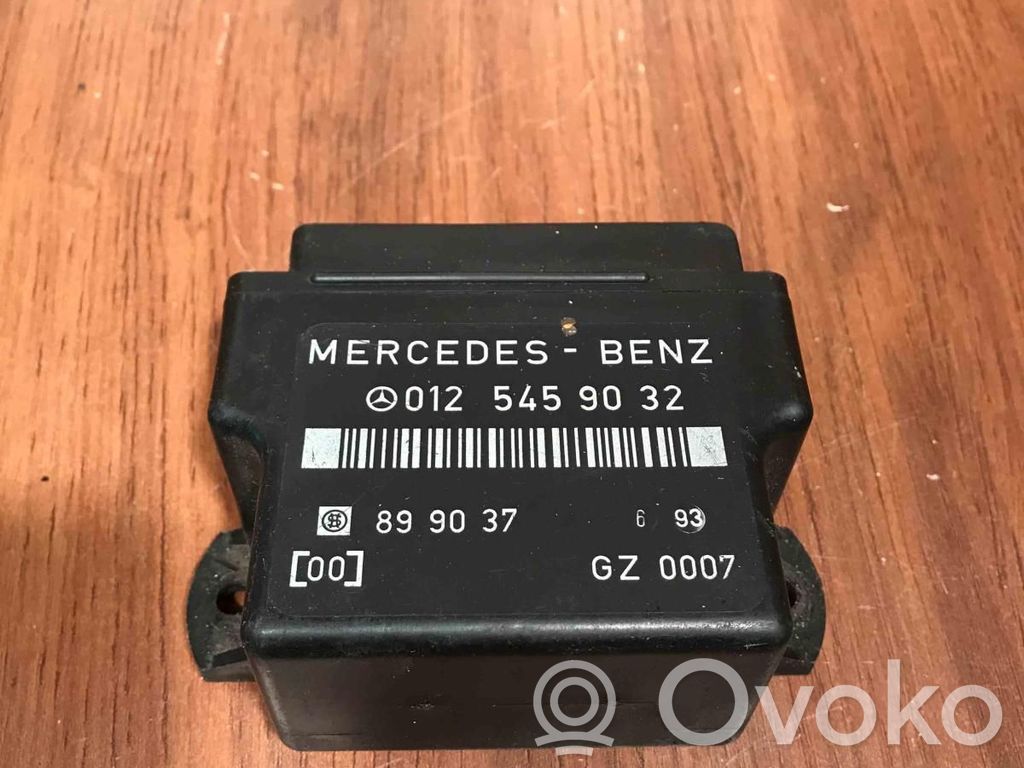 Mercedes-Benz E W124 Relè preriscaldamento candelette 