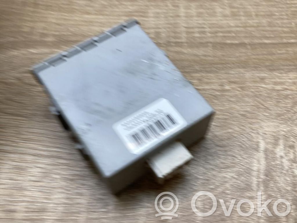 Toyota Corolla E120 E130 Unitate/modul de comandă închidere centralizată 